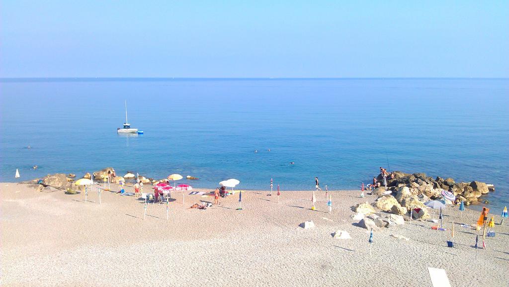 思科格力拉酒店 Forio di Ischia 外观 照片